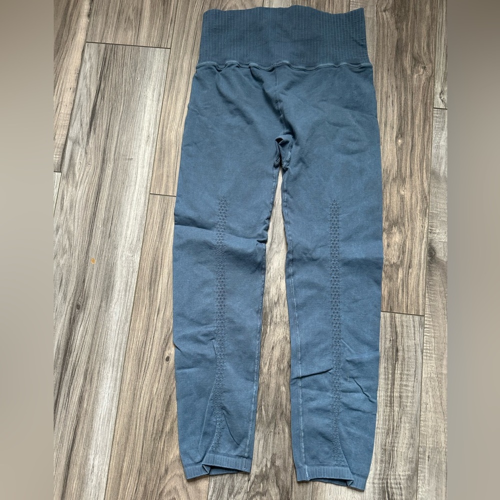 Free People Movement Karma Leggings Design on Back of Leg in Blue Size Medium/Lg